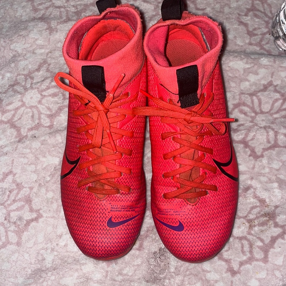 Nike mercurial cleats